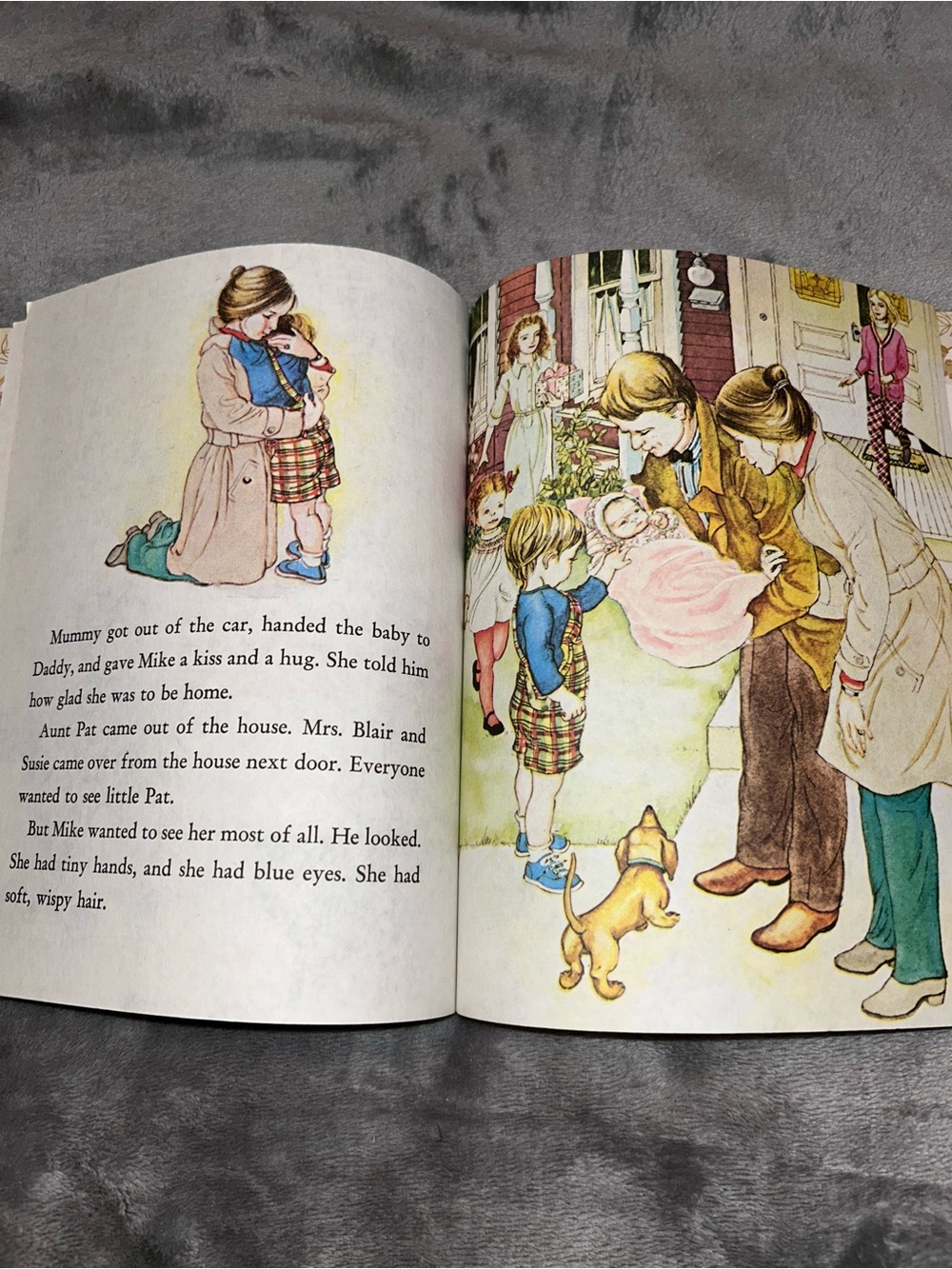 Little Golden Book, The New Baby, 1975, #306-53 - Picture 8 of 10